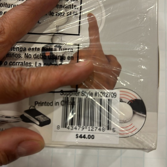 Sharper Image Auto Keyfinder Magnetic Smart Tracker and Storage - Picture 7 of 7